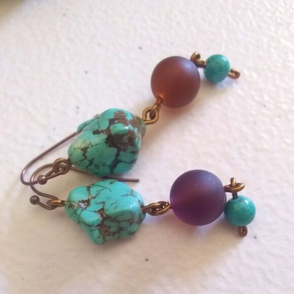 Handmade for the Wild@Heart! Turquoise Magnesite Dangle Earrings - Southwestern - Picture 11 of 13